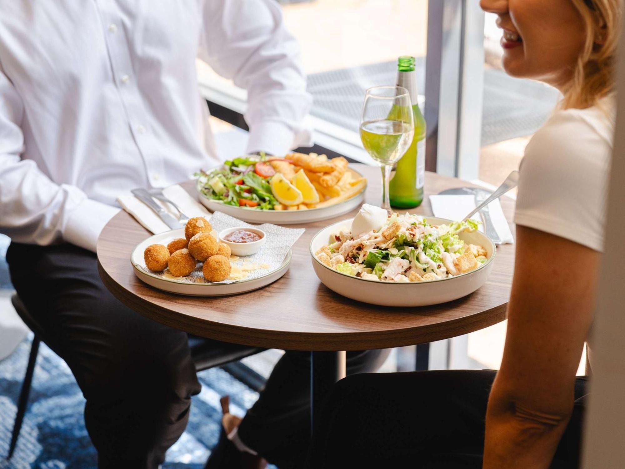 Mercure Sydney Macquarie Park Eksteriør bilde